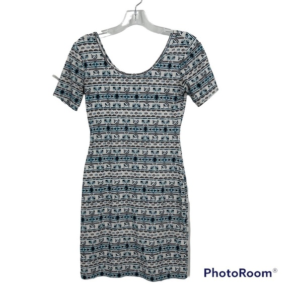 Mudd Bodycon Short Sleeve Print Dress Size S - Picture 1 of 6